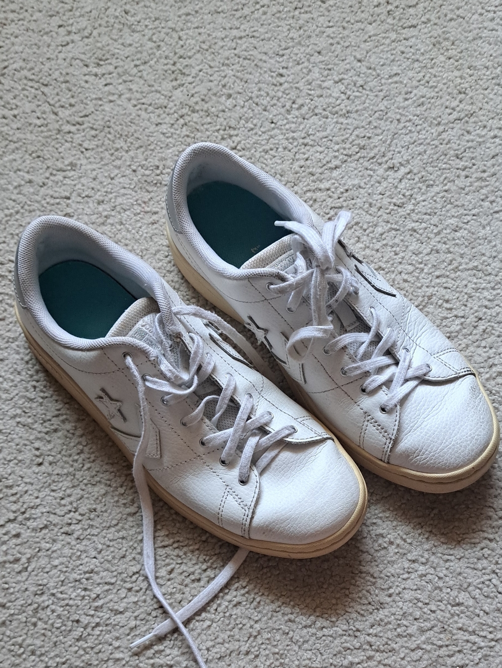 Converse White Sneaker with Silver Logo Detail